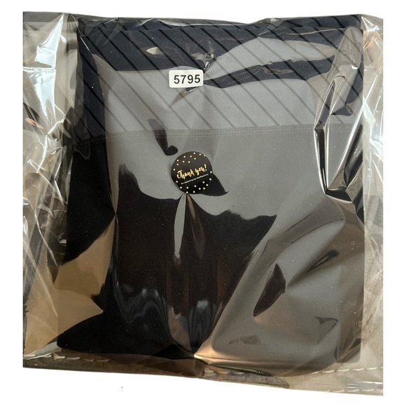 Athleta‎ Zippy Balance Capri Leggings Black Gray Stripe Size M - Picture 8 of 8